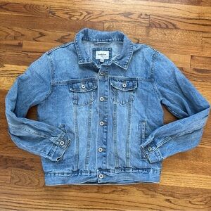 Goodfellow & Co Size L Men's Modern Denim Blue Trucker Jacket 100% Cotton C25